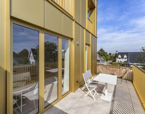 Classic Apartment, 2 Bedrooms | Balcony - Flat in Blankenberge Near the Beach (Blankenberge)
