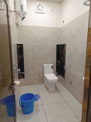 Habitación cuádruple familiar | Baño