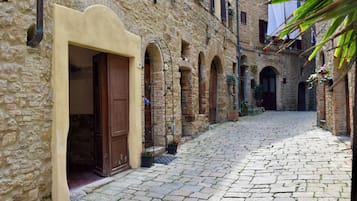 Dettaglio esterni
