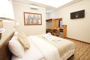 Double Room, Balcony, Pool View