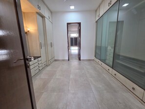 Bathroom - Posh Classic, sector 45, millenium city centre, gurugram (Gurugram)