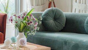 Apartment, 4 Schlafzimmer, eingeschränkter Meerblick | Wohnbereich