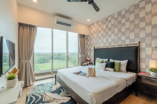 Staymaster Flabris 4BHK Apartment