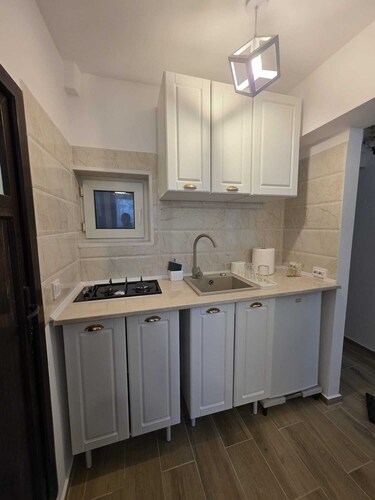 Modern Central Apartment | 15 min to Unirii & Old Town