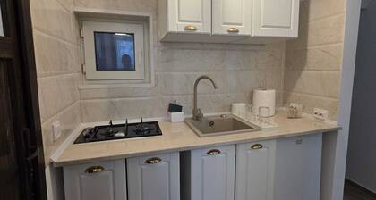 Modern Central Apartment | 15 min to Unirii & Old Town