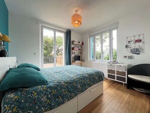 5 chambres, Wi-Fi, draps fournis