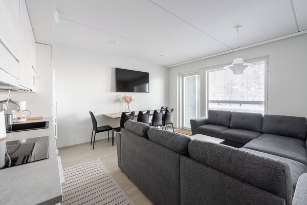 Spacious 1br Apt. Next To Lake Näsijärvi - タンペレ