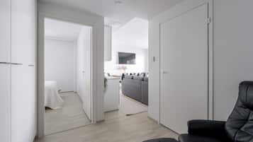 Standard-huoneisto, parveke, järvinäköala