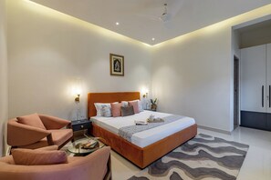 Villa Deluxe, balcón, vistas a la ciudad | Tabla de planchar con plancha y wifi gratis