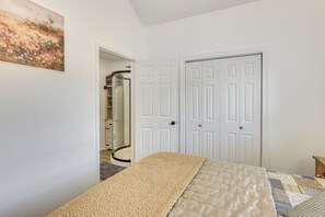1 habitación, internet y ropa de cama