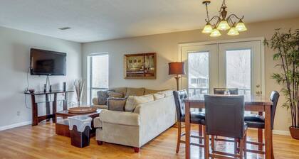 3 Mi to Town! Cozy Apartment in Poplar Bluff