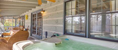 Bain à remous extérieur