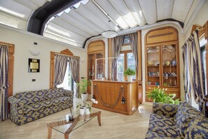 Lobby - Quiet Retreat Near Rome and Tivoli Baths (Roma)
