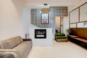 Lobby - Super Collection O Alandi Bus Stand Pune (Pune)