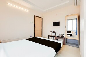 Room - Super Collection O Kakinada near JNTU (Kakinada)