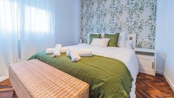 4 dormitorios, tabla de planchar con plancha, wifi gratis y ropa de cama