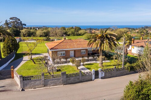 Villa Si y No 5 minutes from the center of Gijon, your ideal place to rest.