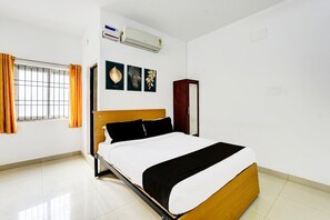 Room - Deluxe Collection O Ambattur Near Patravakam (Chennai)