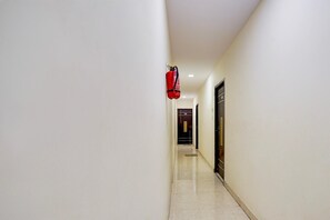 Interior - Deluxe Collection O Thousand Lights Chennai (Chennai)