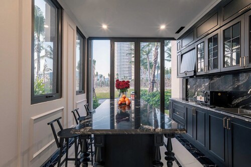 Aurelia Cove Residences Staff 24hrs