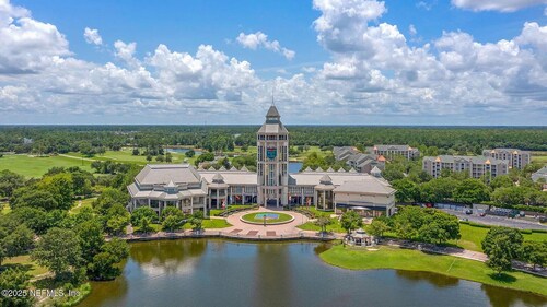 Lux resort 3BR home Escape Pool Gym St Augustine