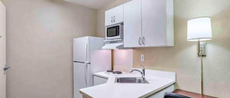 Fridge, microwave, stovetop, toaster