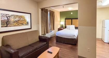 1 Queensize-bett | Nichtraucher, Mikrokühlschrank, Schlafsofa