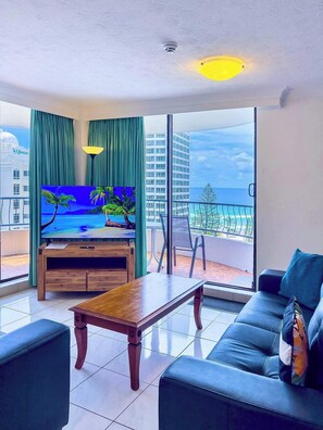 TV - Monte Carlo on  the  Coast (Surfers Paradise)