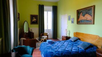 Deluxe Double Room, Garden View | Individually decorated, individually furnished, blackout curtains