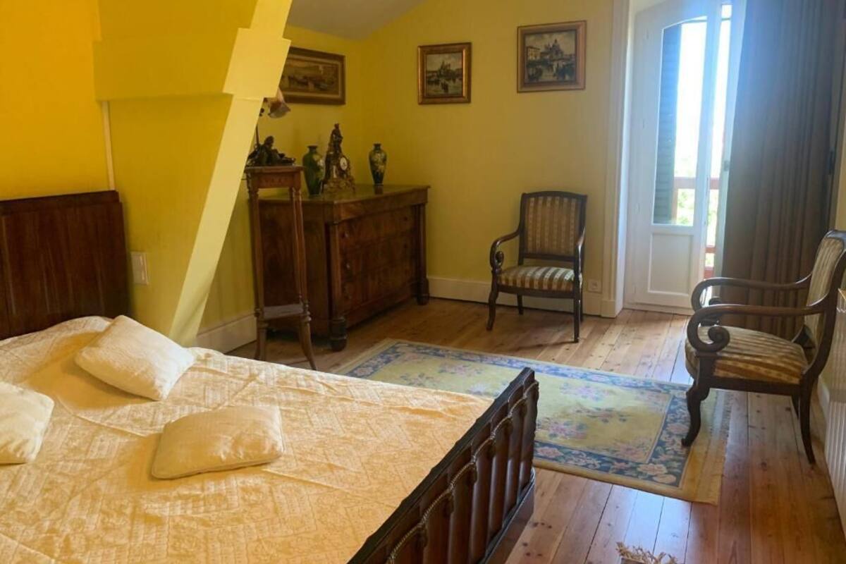 Comfort Suite, Balcony, Garden View | Individually decorated, individually furnished, blackout drapes