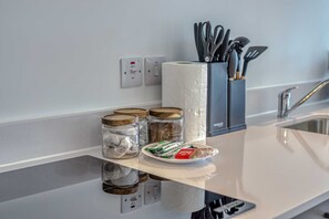 Interior - City View - 1-BR Flat Near Salford Royal - Sleep 3 (Eccles)