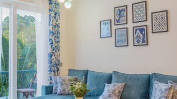 Leilighet, 2 soverom, tekjøkken | Oppholdsområde