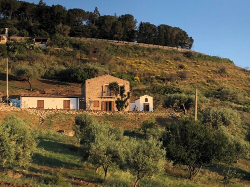 Harvest Garden Oasis in the Green between Caccamo, Termini Palermo and Cefalù