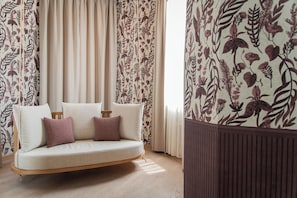 Luxury Triple Room | Interior - Hotel Centrale (Mezzocorona)