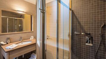 Comfort-Doppelzimmer | Badezimmer