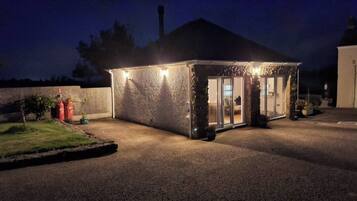 House, Multiple Bedrooms, Balcony | Exterior