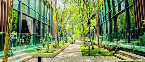 Enceinte de lâhĂ©bergement