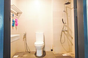 Bathroom - Retro Pool Villa at Puchong by HCK (Cyberjaya)