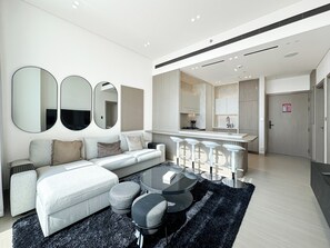 Living area - Modern 1 Bedroom with Private Balcony Pool (Dubai)
