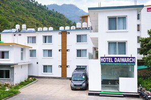 Exterior - Hotel Daiwarch Mountain View Uttarkashi (Dunda)