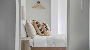1 bedroom, iron/ironing board, WiFi (free), bed sheets