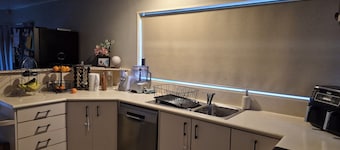 Cosy Home in Hokowhitu. 5 minutes to parks, theater and museums.