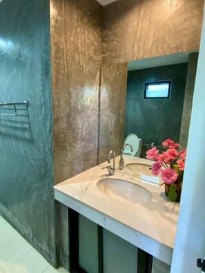 Bathroom - Lanta Just Come Bungalow (Koh Lanta)