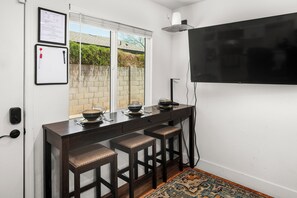 Dining - Cholla 1 Retreat in the Heart of Downtown Phoenix (Phoenix)