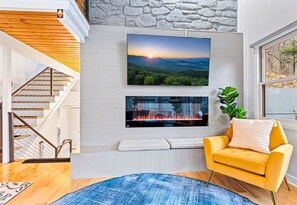 Interior - Luxury 4BR Mtn Retreat: Hot Tub, Nintendo Switch (Waynesville)