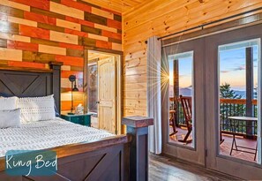 4 bedrooms, iron/ironing board, travel cot, WiFi - Amazing Mountain Views | Indoor Pool | Game Room (Sevierville)