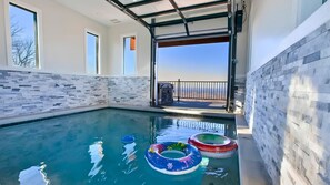 Piscine intérieure, piscine chauffée
