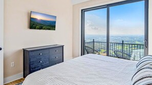 3 chambres, lit de bébé portatif, accès à Internet, literie fournie