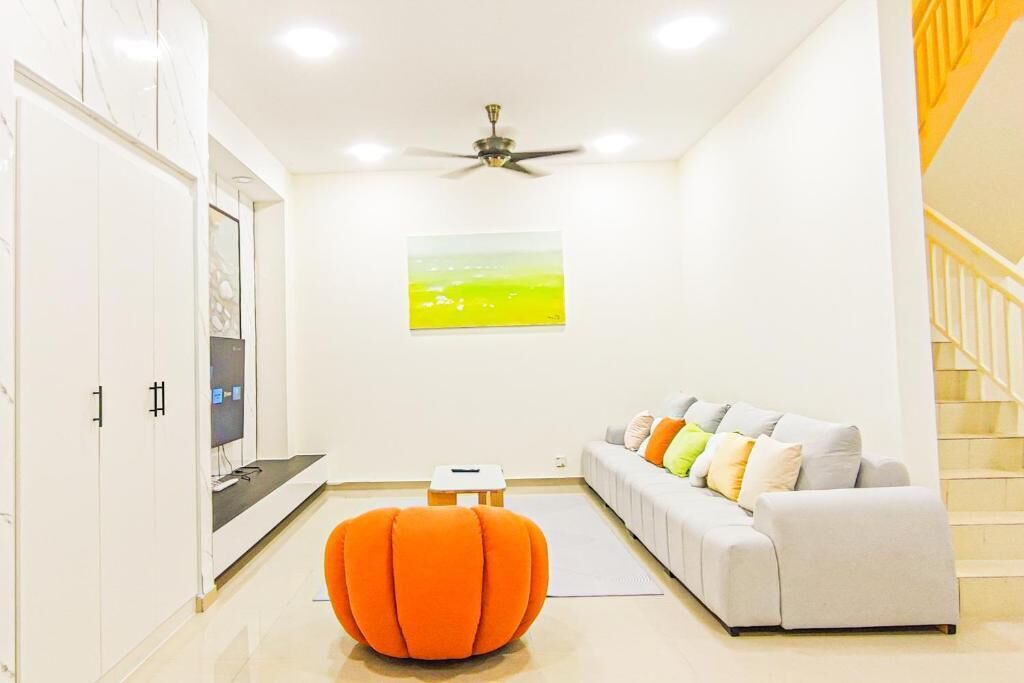 House, Courtyard View | Living area