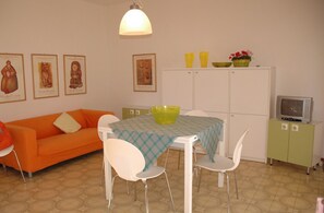 Dining - Villa with a large fenced garden (Lignano Sabbiadoro)
